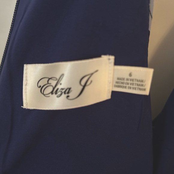 Eliza J Size 6 Dress - Picture 2 of 4